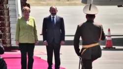Merkel Ermənistana gəldi