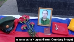 Открытие памятной доски Аяса Донгака