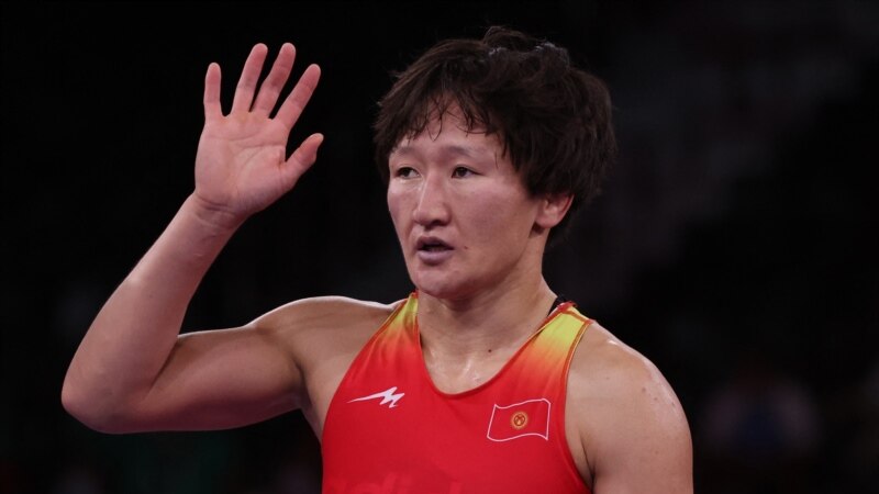 Айсулуу Тыныбекова завоевала «золото» Чемпионата мира по спортивной борьбе