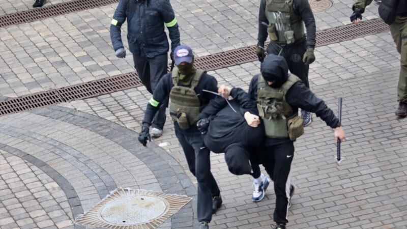 Беларуста протест чараларында 700дән артык кеше тоткарланган