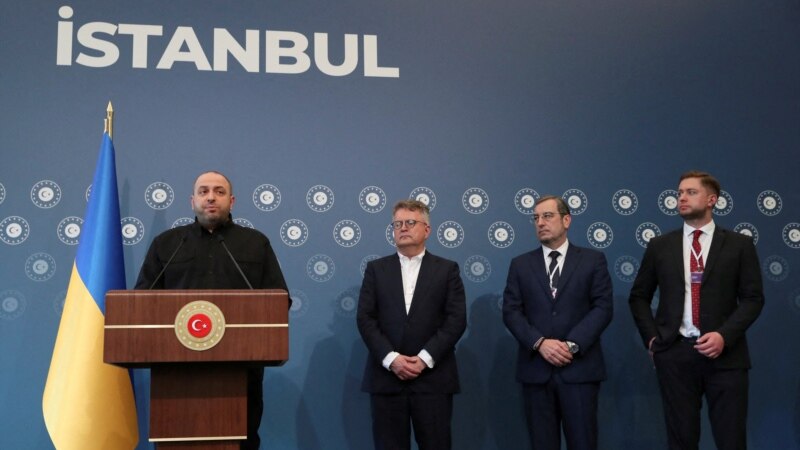 Ukrajina uvedla sankcije proti posameznikom in ne pričakuje napredka v pogajanjih z Rusijo