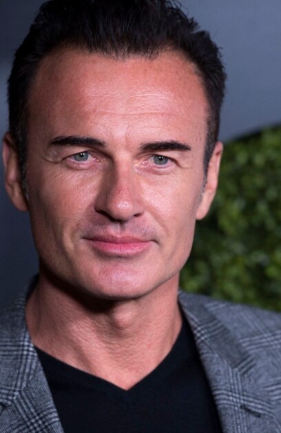 Австралийският актьор Джулиан Макмеън почина на 56 години Той е