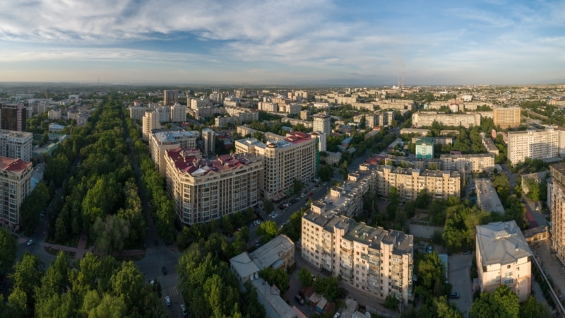 Түркүн түстүү Бишкек