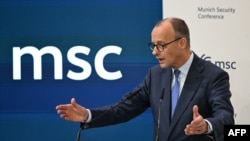 Nemački kancelar Fridrih Merc drži govor na otvaranju 62. Minhenske konferencije o bezbednosti, 13. februar 2026.