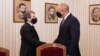 Председателят на парламентарната група на ГЕРБ Тошко Йорданов и президентът Румен Радев