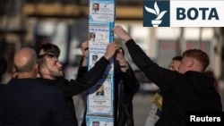 Koçani pas tragjedisë në Pulse.
