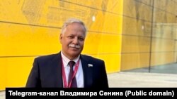 Влалимир Сенин