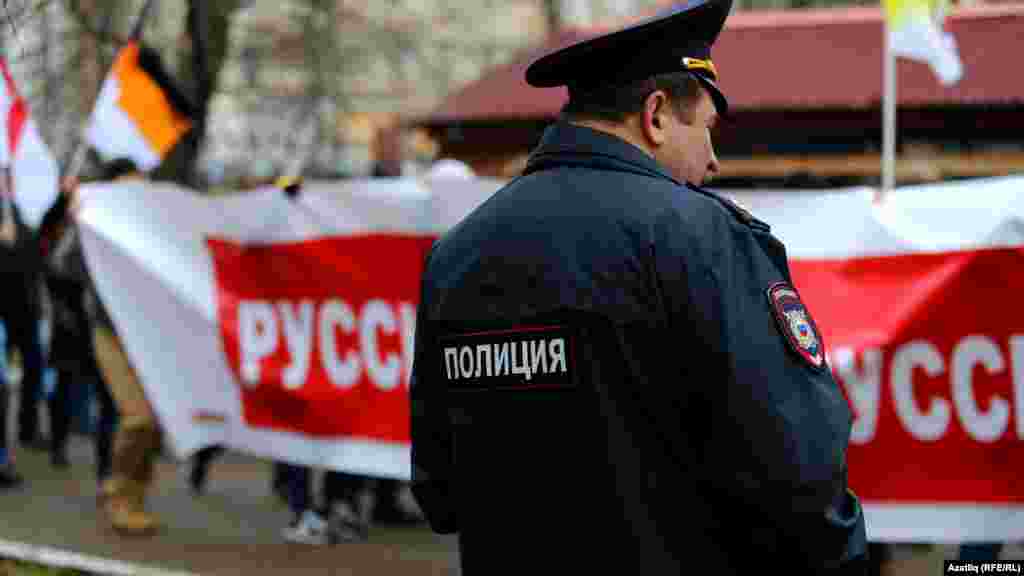 "Крылья Советов" паркында урыс маршы