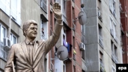 Shtatorja e ish- presidentit Bill Klinton në Prishtinë