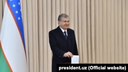 Joriy yil 24 - oktabrida Shavkat Mirziyoyev ikkinchi muddatga prezidentlikka saylanishi kutilmoqda.
