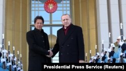 د ترکیې ولسمشر رجب طیب اردوغان او د پاکستان صدراعظم عمران خان په انقره کې