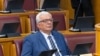  Predsjednik Skupštine Crne Gore Andrija Mandić je raspravu o njegovoj smjeni pratio iz poslaničkih klupa , 3. jun 2025. 