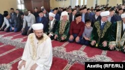 Галиев мәчетендә гает намазы