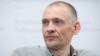 Сяргей Ціханоўскі пасьля вызваленьня. Вільня, 22 чэрвеня 2025 году
