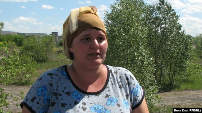 Жительница Парниковки: "У нас дома щель толщиной в руку"