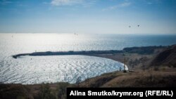 Вид на Керченский пролив с крымского берега, архивное фото