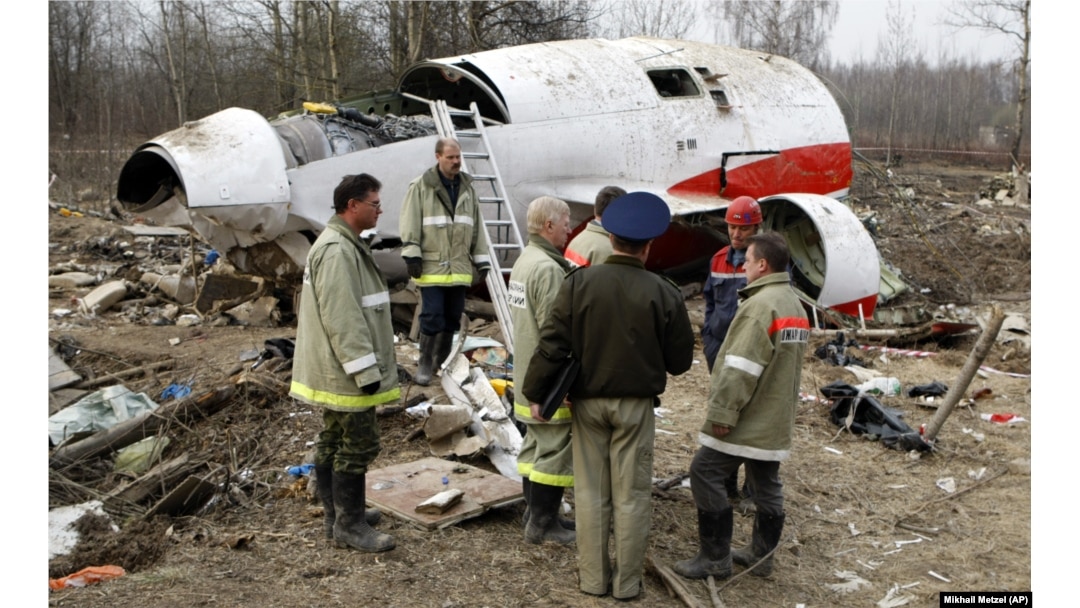 На месте «Смоленской катастрофы», 13 апреля 2010 года