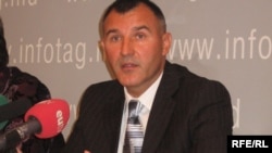 Anatolie Bîzgu (Mişcarea Refugiaţilor Transnisteni)