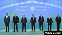 Түркі мемлекеттері ұйымының бейресми саммитіне қатысушылар. Түркістан, 15 мамыр 2026 жыл. 