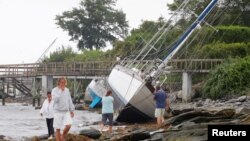 Prizor nakon udara oluje Henri u Jamestownu, Rhode Island, SAD (22. avgust 2021.)