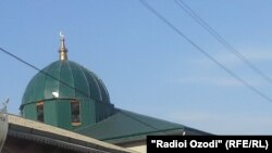 Тажикстандагы мечиттердин бири