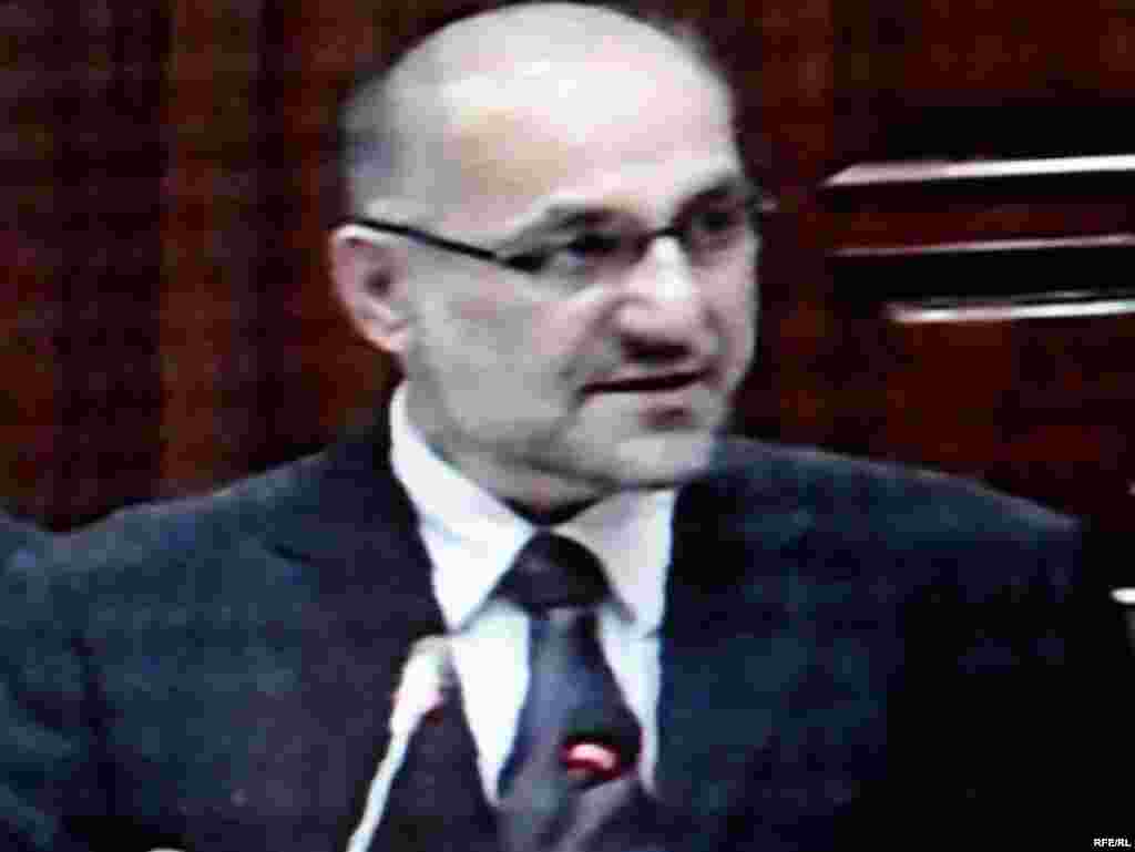  سرحدونو د چارو وزرات ته کاندید جمال ارسلا په ولسي جرګې کې خبرې کوي