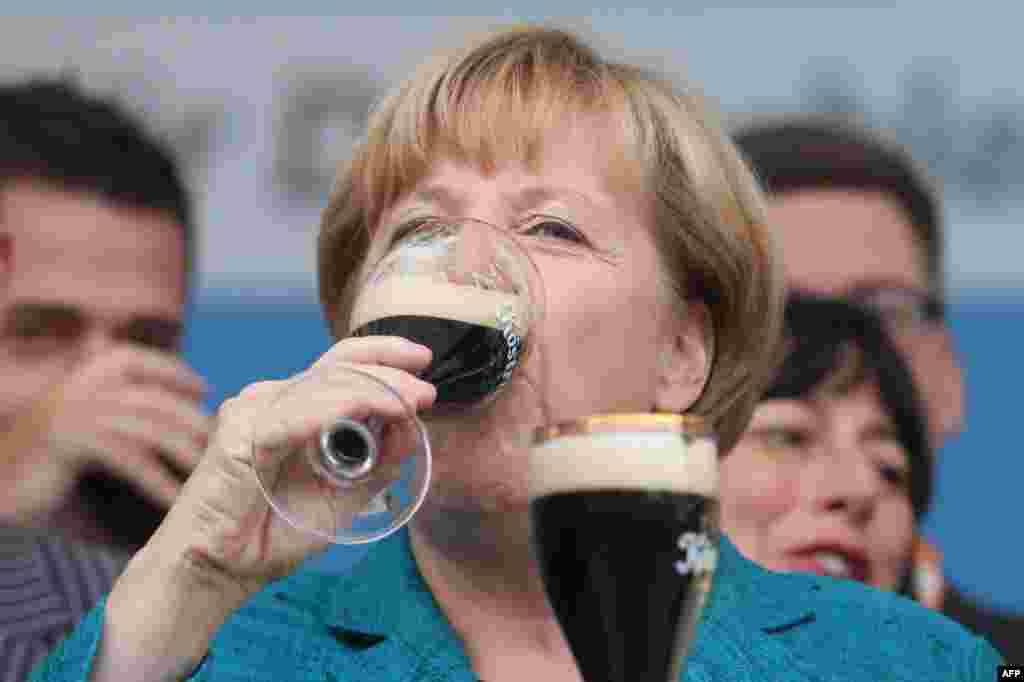 Cancelarul Angela Merkel în campanie electorală la Bad Koestritz, Germania