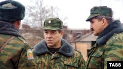 Major General Sergei Kuzovlyov (right) goes by the pseudonyms "Tambov" and Ignatov," according to Ukraine's SBU.