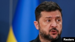 Presidenti ukrainas, Volodymyr Zelensky, gjatë konferencës në Beograd