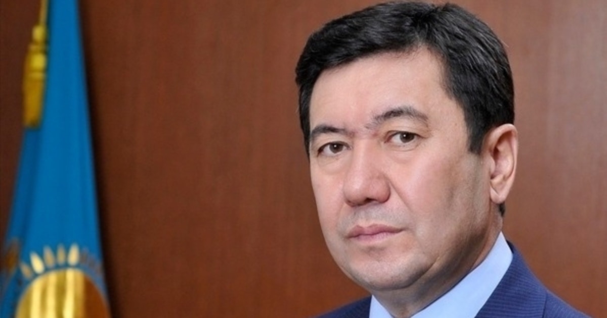 Сильвия Сенттің порно фильмін қараңыз