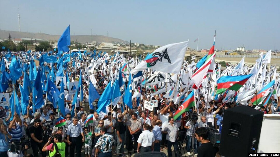 Митинг Национального Совета на «20 участке» в Баку. 18 августа 2013
