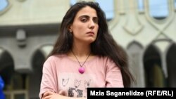 მაკო გომური