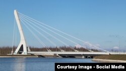 Міст через Дудергофський канал