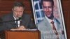 Judea Pearl, a 2002-ben terroristák által megölt Daniel Pearl amerikai újságíró apja, felszólal Miami Beach-en, Floridában, 2007. április 15-én. 