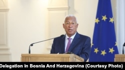 "BiH više nije na mjestu gdje je bila 1995. godine. Ako je budućnost ove zemlje u Evropskoj uniji, mi ćemo to ostvariti", kazao je Costa nakon susreta sa članovima Predsjedništva BiH u Sarajevu, 1. juna 2026.