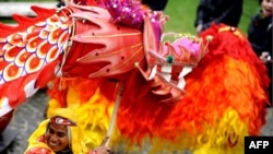رقص اژدها از مراسم ویژه جشن‌های سال نوی چینی است
