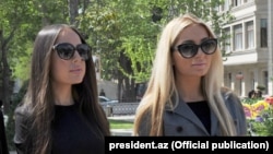 Leyla və Arzu Əliyevalar- şəkil: president.az