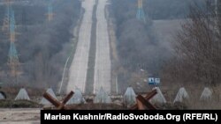 Крайній блок-пост укранських військових на дорозі до Донецька неподалік Авдіївки (ілюстративне фото)