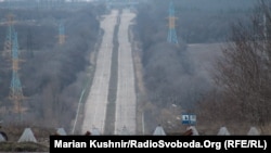 Крайній блок-пост укранських військових на дорозі до Донецька неподалік Авдіївки (ілюстративне фото)