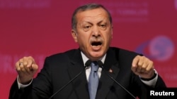 Turkey -- Turkish President Tayyip Erdogan makes a speech during a graduation ceremony in Ankara, June 11, 2015