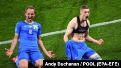Футболісти збірної України радіють проходу до наступного етапу Євро-2020