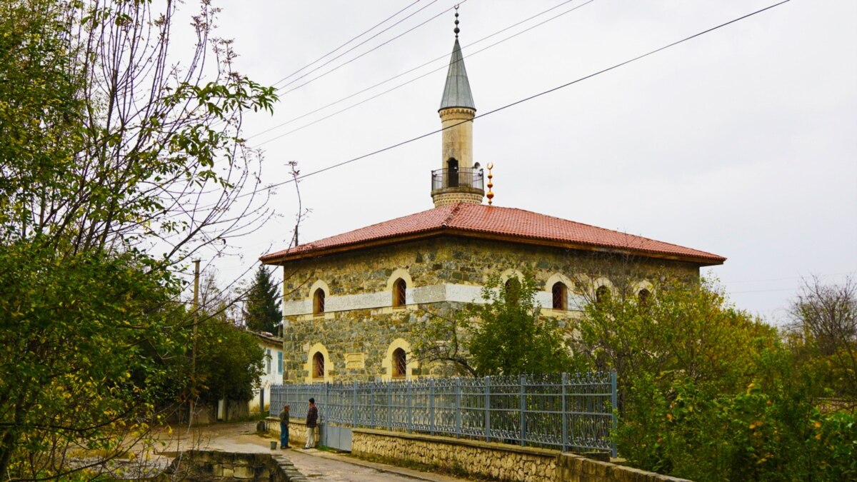 Небесный глаз на Ай-Петри: жизнь в крымском Соколином (фотогалерея)