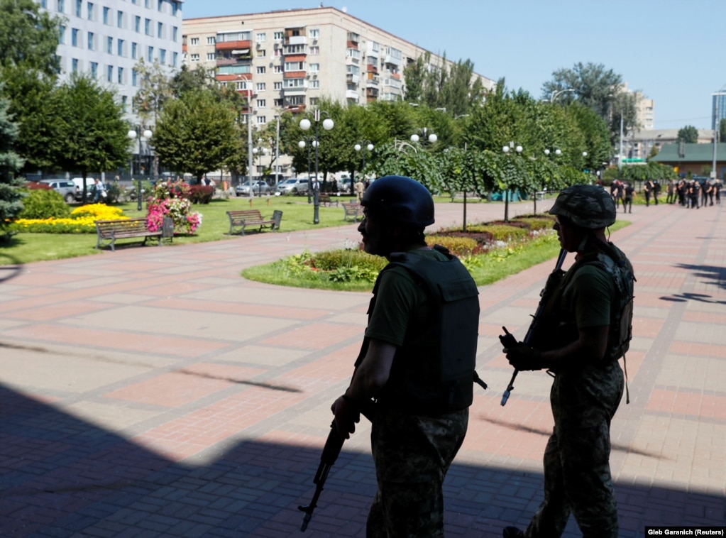 Ukrainian reservists normally do their usual civilian jobs but are periodically called to participate in military drills.