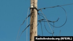 Пошкоджена лінія електропередач у селищі Бахмутка