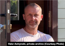Валер кажа, што хоча жыць цікава і атачаць сябе добрымі людзьмі, а не факусавацца на грашах