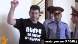 Վոլոդյա Ավետիսյանը դատարանի դահլիճում: Երևան, 26-ը մայիսի 2014 թ․