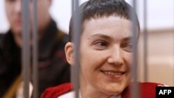 Ресей түрмесінде отырған украиналық ұшқыш Надежда Савченко.