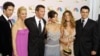 Cenifer Aniston (sağdan ikinci) və "Dostlar" serialının başqa iştirakçıları