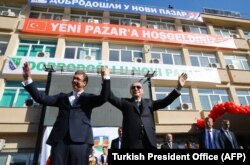 Obradović: 'Mi imamo odličnu saradnju na nivou predsednika dveju država, na nivou vlada, na nivou ministarstava' (Foto: Erdogan i Vučić u Novom Pazaru 2017.)
