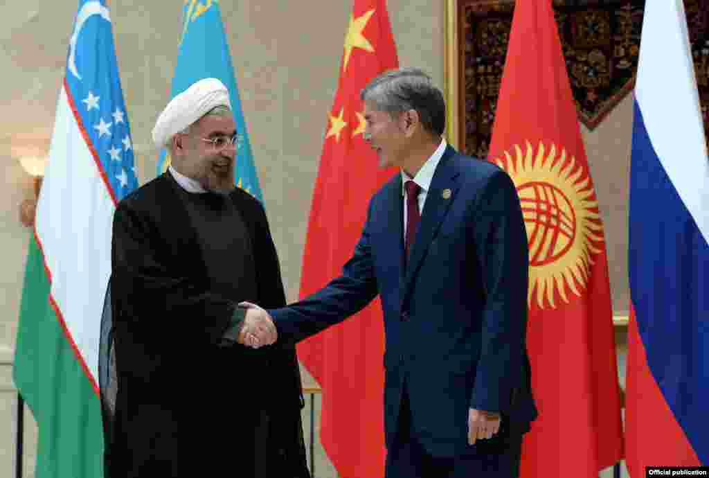 Президенты Ирана и Кыргызстана
